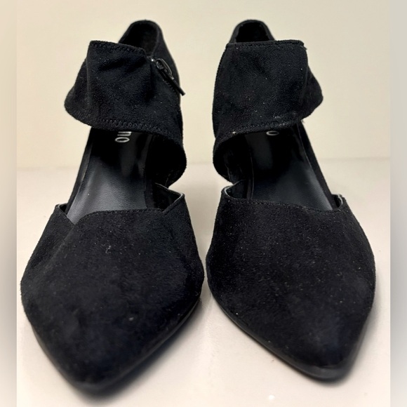 Ann Marino black suede med heel closed toed pump women's size 7 - Picture 1 of 7
